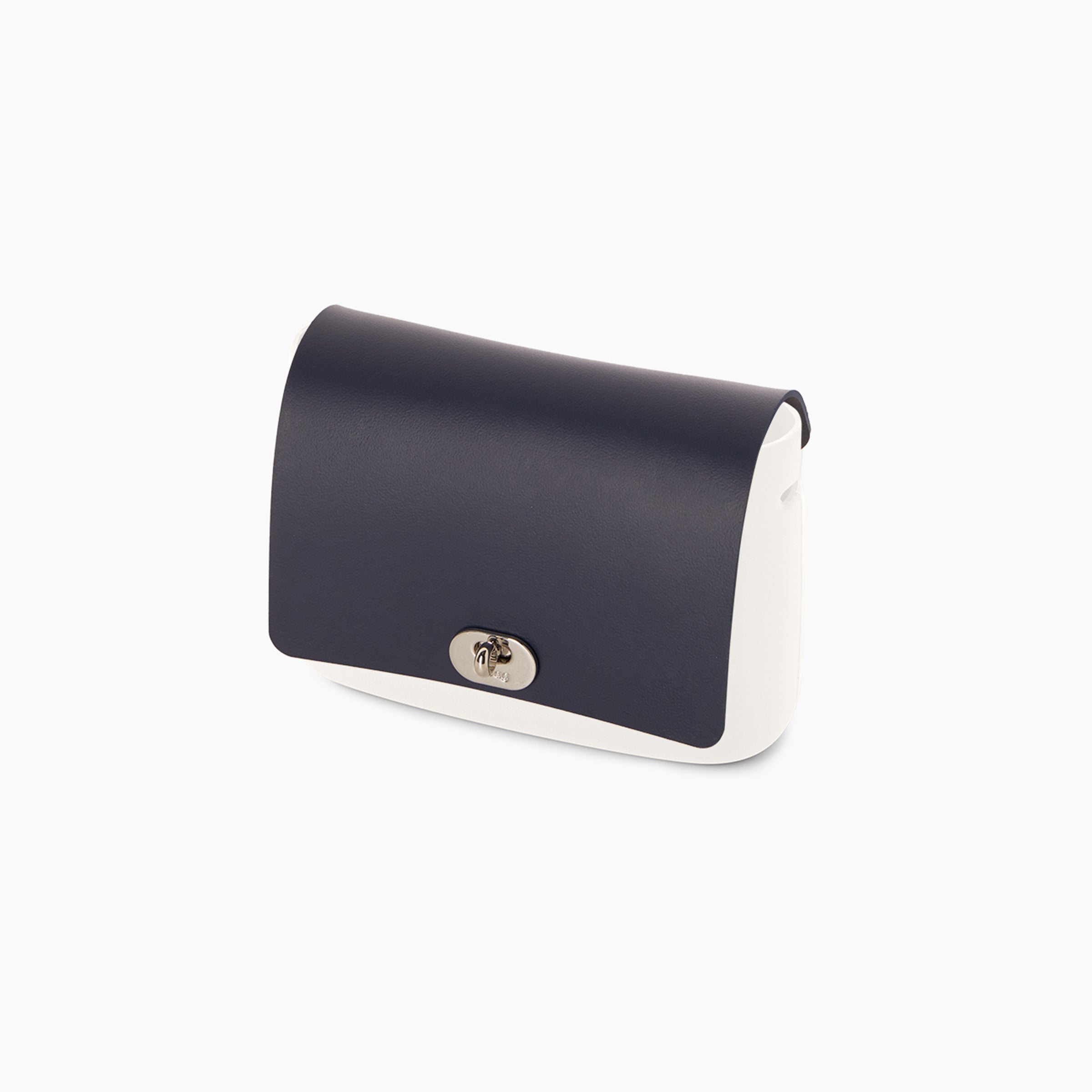 O pocket Klappe in Marineblau