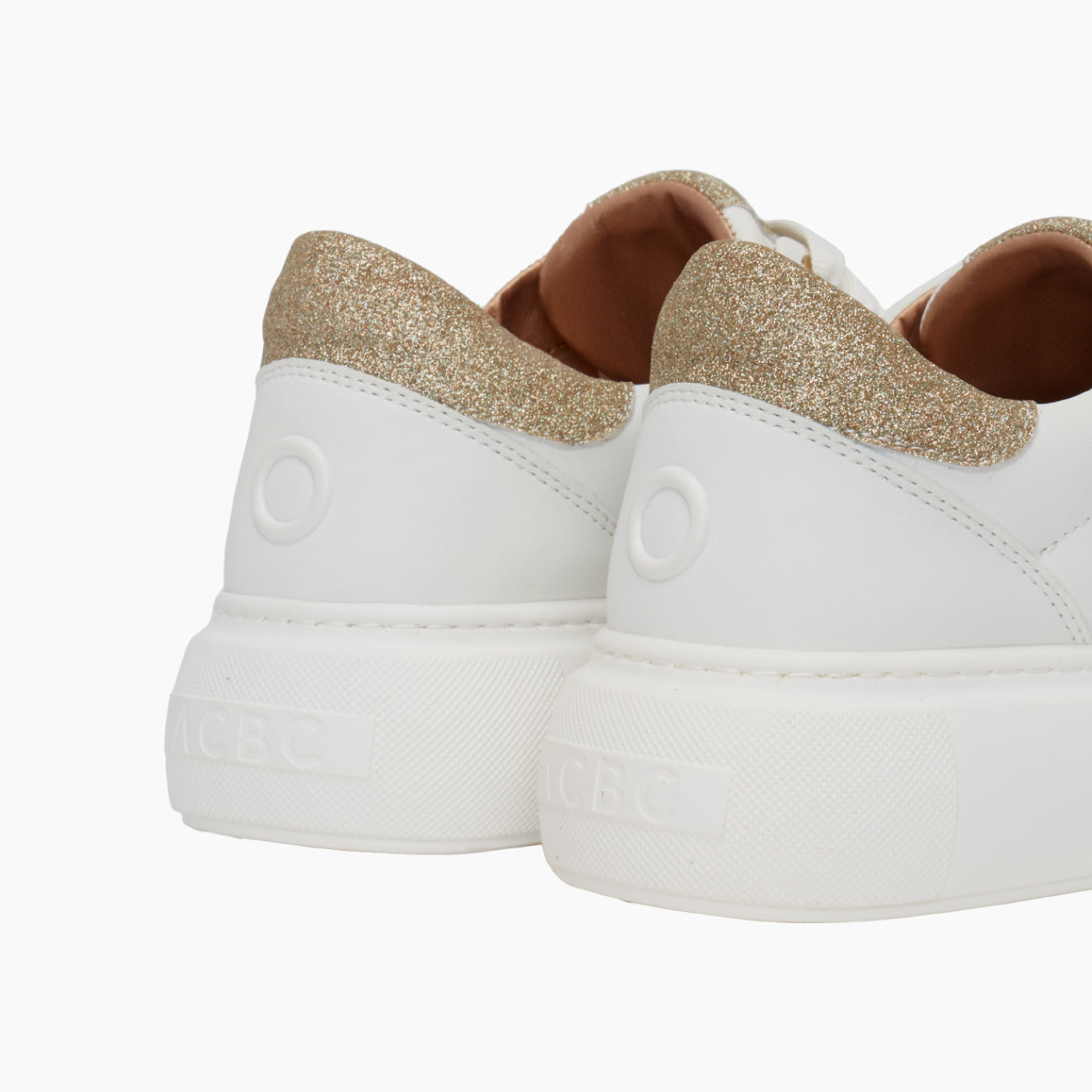 O sneakers Dubai bianco e oro